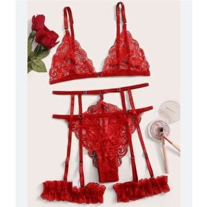 🤍2/30$🤍 Brand New Red Floral Lace Lingerie Set And Garters